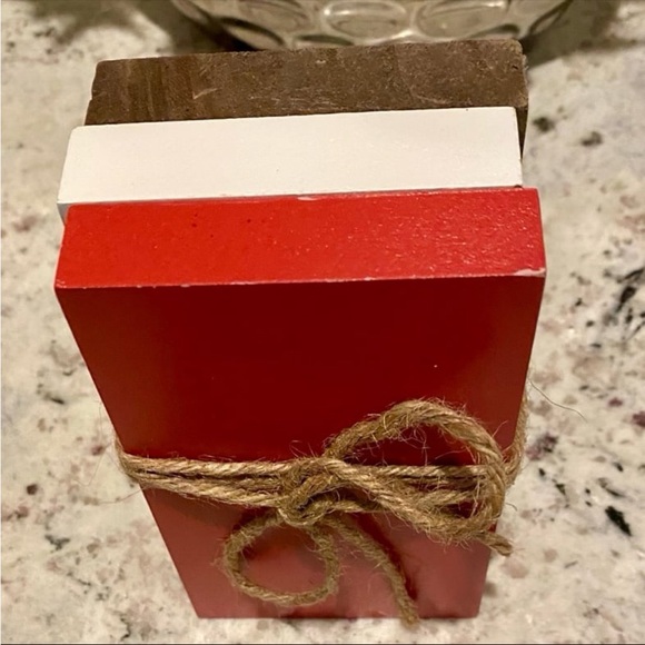 Target BP 2022 Hot Cocoa Bar Wood Book Tabletop Sign 3 Wooden Books with Bow - Picture 7 of 9